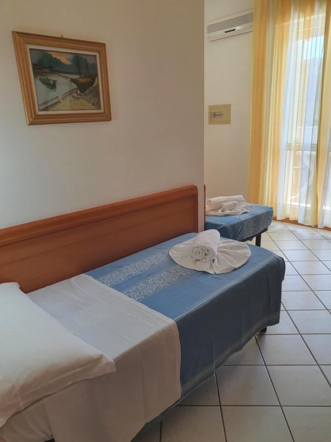 Hotel Venezia San Mauro Mare Camera foto